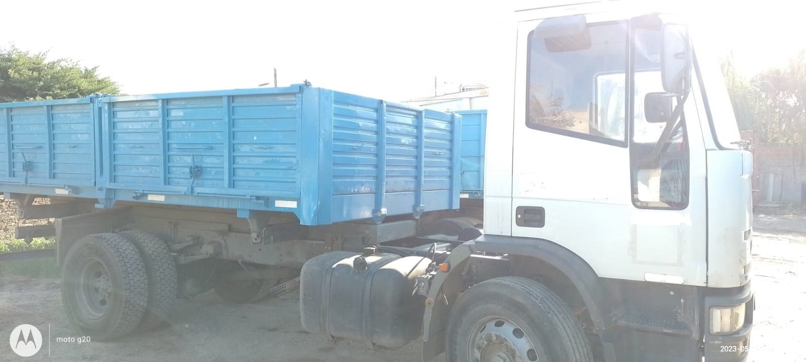 Iveco Tector 170E22 con caja Volcadora 6 m
