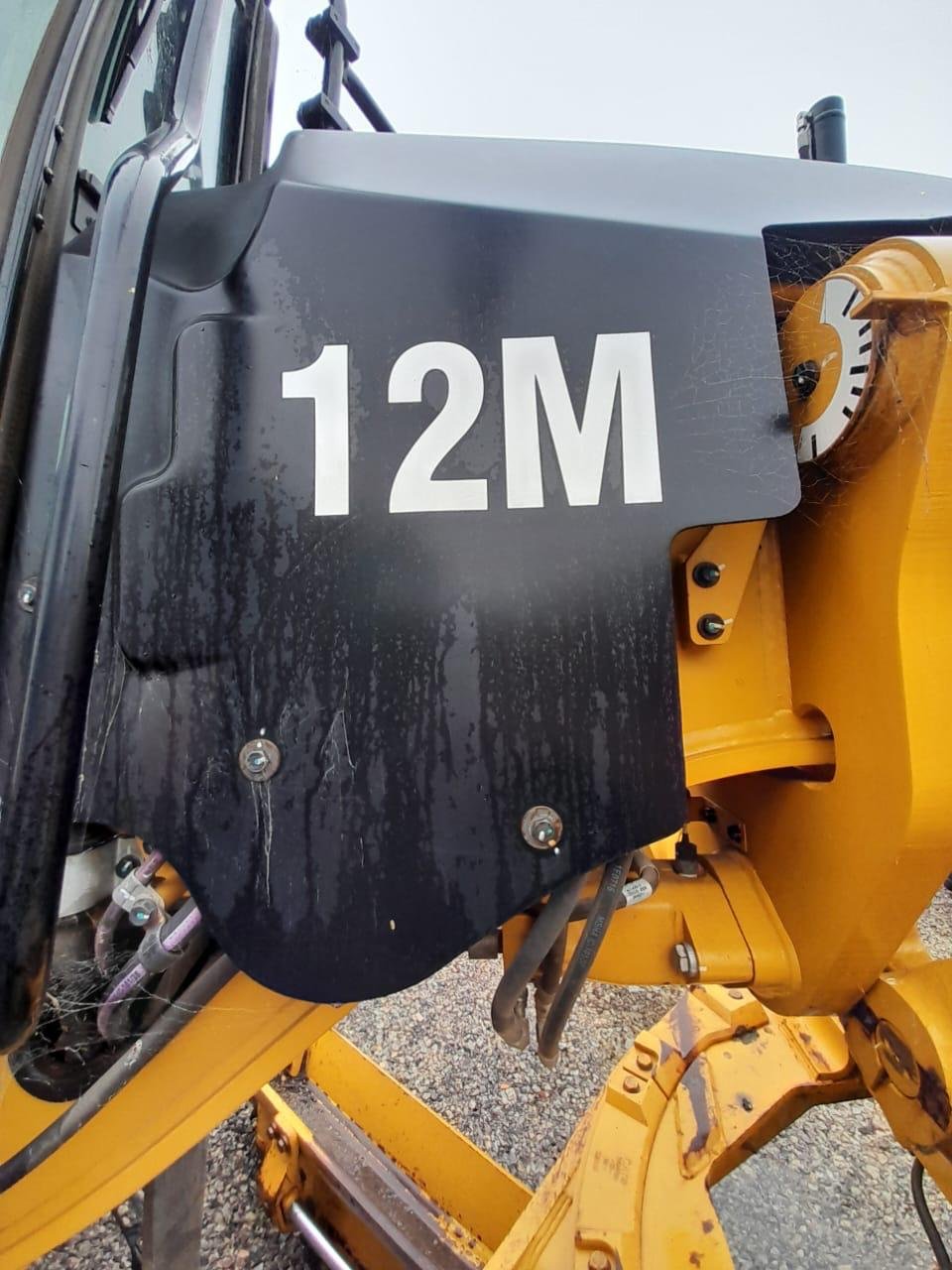 Motoniveladora Caterpillar 12M