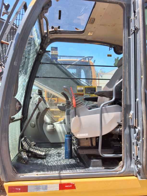 Excavadora John Deere 210G LC 2019