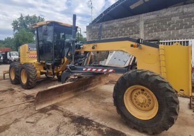 MOTONIVELADORA-JONH-DEERE-670-G.jpeg-01-venta